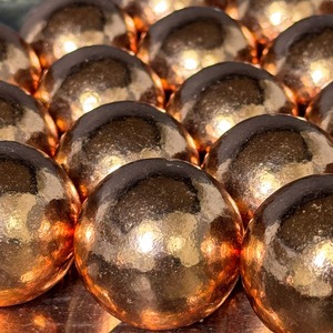 Boule décorative en cuivre faite à la main, finition luxueuse et exquise, cadeau promotionnel original pour la fête des mères, Noël - Product Image 3