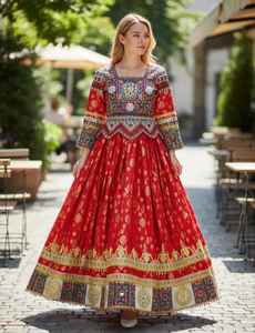 Robes traditionnelles afghanes pour femmes, brodées, manches longues, style Kuchi, haute qualité, prix de gros, faible MOQ, en vente. - Product Image 4