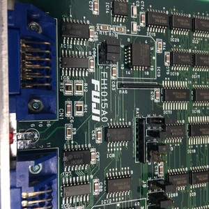 ฟูจิ FH1015A0ไฟฟ้า PCB เซอร์โวความช่วยเหลืออุปกรณ์เซมิคอนดักเตอร์และชิ้นส่วนมรดกระดับโลกที่ VM-1530เชื่อถือ - Product Image 3
