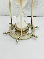 Sablier 3D en aluminium finition nickel de 6,5'' avec boussole double face et motif croix, pièce de table moulée tendance pour fête de remise des diplômes