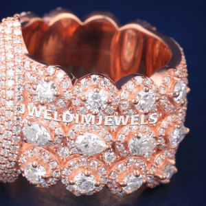 Anillo de hip hop RTS Ice Out personalizado, estilo robusto, oro rosa, forma de pera con diamantes redondos, claridad D VVS, probado con el probador de diamantes. - Product Image 3