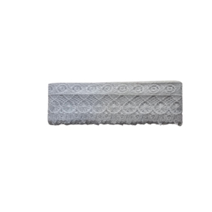 Bordure en dentelle française élégante avec motif circulaire et bord festonné de 1 7/8 pouce de large pour la confection de robes - Product Image 1