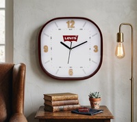 Horloge murale en plastique Levi's Square White Face Red Logo, analogique, quartz, silencieuse, design moderne, décoration de salon, personnalisable