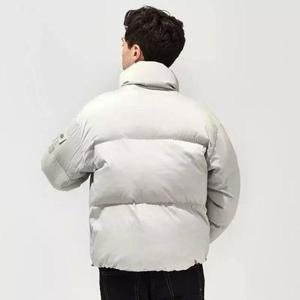 Chaqueta Acolchada Blanca para Hombre, Estilo Casual de Invierno, Corte Holgado, Relleno Grueso de Poliéster, Resistente al Viento, Cuello Alto, Cierre de Cremallera - Product Image 4