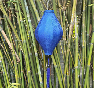 Supplier Tube Shape Silk Lanterns Vietnam Bamboo Frame Silk Lanterns Decorative Silk Lanterns For Restaurant - Product Image 1