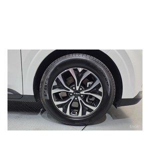 2021 for Kia Carnival Prestige 9-Seater with Automatic Gearbox Leather Seats Left Steering 69,214 km Diesel Fuel - Product Image 5