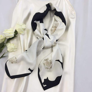 OEM Service High Quality Women Square <b>Scarf</b> Wholesale Custom Design Skin Friendly 100% <b>Silk</b> Floral Pattern Elegant Style - Product Image 3