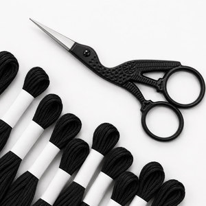 Vente en gros de 150 ciseaux à broder décoratifs, ciseaux à coudre en acier inoxydable colorés pour couper le fil - Product Image 2