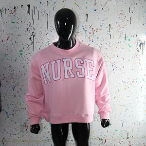 Sweat-shirt à col montant NURSE PINK 100% BLANC avec broderie appliquée, col large, URBAN PRODUCTIONS - Product Image 2