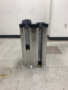 Protection antidérapante pour sols, enveloppeur automatique pour parapluies, sécurité accrue du sol, finition chromée résistante à la corrosion - Product Image 3