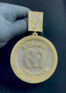 จี้เพชรโมอิสซาไนต์ VVS แบบกำหนดเองได้ พร้อมตัวล็อกแบบกำหนดเอง เงินแท้ 925 เครื่องประดับฮิปฮอปสุดหรู ได้รับการรับรอง สำหรับทั้งชายและหญิง - Product Image 3