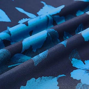 Polos de golf para hombre con tela flexible para un rendimiento de swing suave y cómodo. - Product Image 6