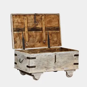 Vintage Heritage Reclaimed Wooden <b>Storage</b> Trunk <b>Chest</b> Box Coffee Table with Metal Fittings for Farmhouse Bedroom Living Room - Product Image 3