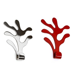 Adornos Navideños Colgantes de Diseño Impresionante en Plata y Rojo con Acabado Premium, con Caja, Santa Claus a Excelente Precio - Product Image 2