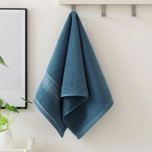 Solid Color Cotton <b>Bath</b> <b>Towels</b> Rectangular Dyed Skin-Friendly For Home Use - Product Image 2