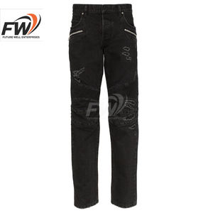 Jean en denim pour homme coupe slim droite Amiriy, taille mi-haute, déchiré, effet usé, brodé, décontracté, respirant, plissé devant - Product Image 1