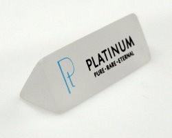 Bloque de exhibición de acrílico personalizado para colección de firmas |   Exhibidor de Logotipos Transparente para Regalos Premium y Escaparates de Venta al por Menor - Product Image 5
