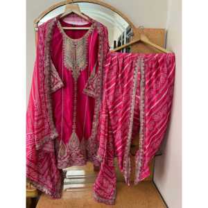 Conjunto de traje de fiesta para mujer de diseñador con bordado - Product Image 3