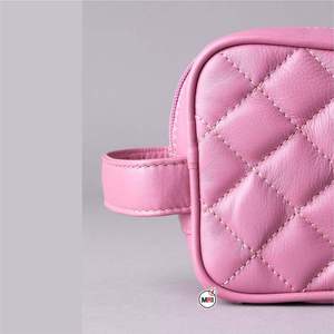 Bolsa de Cosméticos de Alta Calidad para Mujer, con Logotipo Personalizado, Bordado Rosa y Rojo, Cierre de Cremallera, para Uso Diario y Viajes - Product Image 5