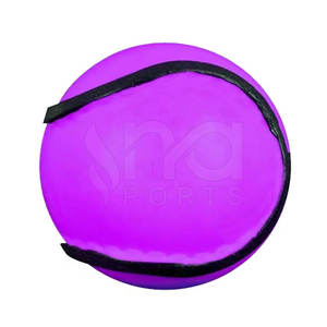 Professional Grade Hurling Balls Designed For Superior <b>Control</b> Accuracy And Enhanced Field Performance - Product Image 3