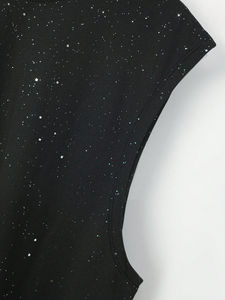 เสื้อยืดแขนกุดผ้าฝ้ายประดับเพชรแบบกำหนดเองสำหรับผู้ชาย เนื้อผ้านุ่ม สวมใส่สบาย ดีไซน์ทันสมัย เหมาะสำหรับใส่ลำลอง - Product Image 4