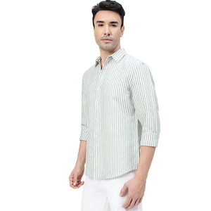 Camisa de hombre a rayas con cuello extendido y alto contenido de lino – Camisa informal de verano ligera y cómoda con cierre de botones - Product Image 3
