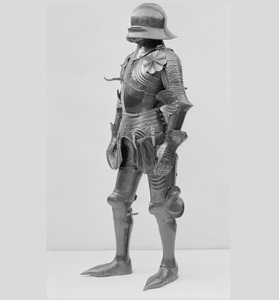Armadura Metálica de Calidad de Exhibición de Fabricante Confiable con Acabado Auténtico para Exhibiciones Históricas - Product Image 3