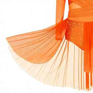 Nuevo Uniforme de Animadoras con Acentos de Pedrería Brillante, Tela Suave y Cómoda, Listo para Practicar - Product Image 4