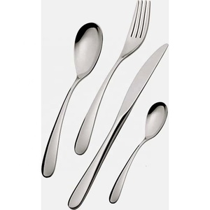 Ensemble de cuillères, fourchettes et couteaux en acier inoxydable plaqué argent, élégant manche martelé occidental de qualité garantie - Product Image 1