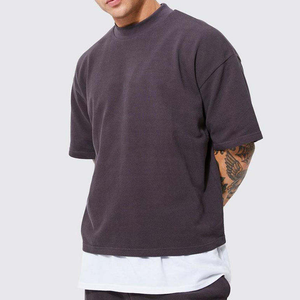 เสื้อยืดแขนสั้นสีดำทรงโอเวอร์ไซส์สำหรับผู้ชาย ผ้าคอตตอนเจอร์ซีย์เรียบง่าย สีพื้น สไตล์ลำลอง - Product Image 5