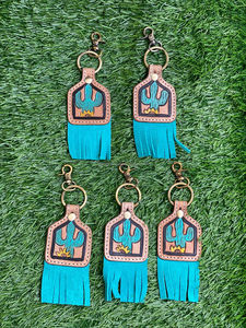 Porte-clés en cuir taillé sculpté à la main Porte-clés en cuir de forme exotique mignon Accessoires en cuir taillé Porte-clés à franges pour unisexe - Product Image 3