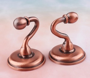 Soporte Metálico en Forma de U para Colgar en la Pared, Gancho Utilitario, Estante de Almacenamiento - Product Image 1