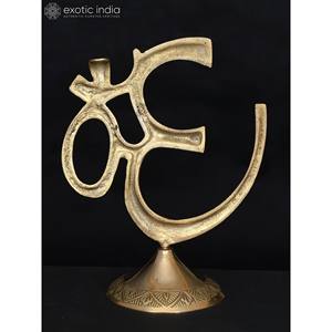 Escultura Om (Aum) de latón hecha a mano de 6 pulgadas, elegante y tradicional para decoración del hogar, templos hechos en la India para celebraciones de cumpleaños - Product Image 4