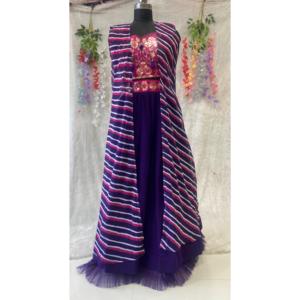 ชุดเลเฮนกา บลาส์ และโคติ งานปักลายฟอยล์สวยงาม สำหรับงานเลี้ยงตอนเย็น - Product Image 1