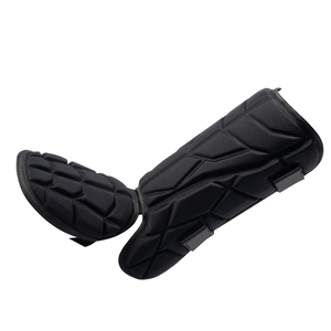 Espinilleras ROMAISA de Cuero PU Negro y PVC para Adultos, Protección Deportiva para Béisbol, Uso en Todas las Estaciones - Product Image 4
