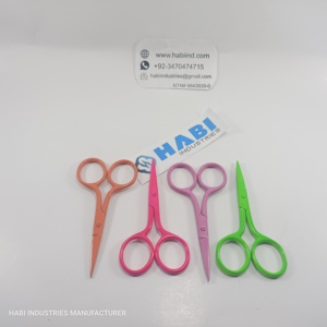 Customized Pantone Color Embroidery Scissors Custom Logo Right-Handed Mini Stainless Steel Knitting Scissors Sharp Blade Heart - Product Image 2