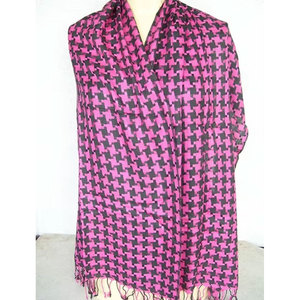 Women's Classic <b>Black</b> White Houndstooth Scarf Shawl Elegant Warm Soft Cozy Fashion <b>Wrap</b> Winter Neck Stole Timeless Stylish Plaid - Product Image 6