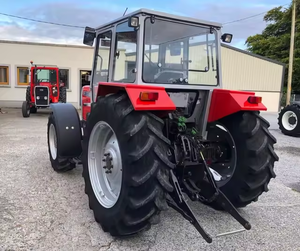 Tractor Agrícola Massey Ferguson 390 4x4 con Tracción en las Cuatro Ruedas, Transmisión por Engranajes, 140HP para Trabajo de Campo - Product Image 4