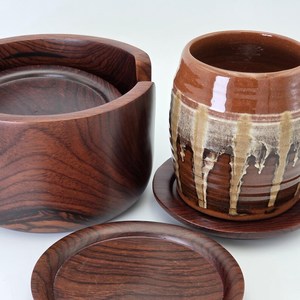 Ensemble de sous-verres en bois élégants et durables, options personnalisables pour bureaux, tables de conférence, zones de réception, offrant une utilité pratique - Product Image 6
