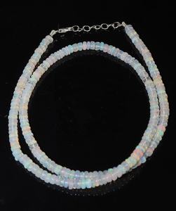 Collier minimaliste en opale de feu éthiopienne de 15 pouces, perles rondes de 4 mm, style uni facetté avec extension - Product Image 3