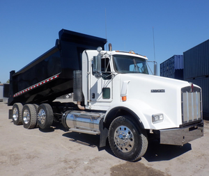 Camión Kenworth T800 Day Cab Usado de 2013 en Excelente Estado con Bajo Kilometraje y Envío Global - Product Image 1