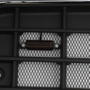 Griglia Cromata e Nera Aggiornata con Striscia Luminosa e Sistema di Illuminazione per Camion Volvo VNL 2004-2017 - Product Image 6