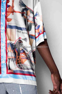 Luxe Satin soie coton hommes rayonne Hawaii Viscose plage coton chemise été personnalisé partout impression soie Satin t-shirt pour hommes - Product Image 5