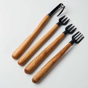 Pala y cultivador de jardín vintage de acero al carbono con mango de madera para preparación del suelo - Product Image 6