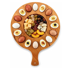 Plateau rond en bois pour œufs farcis, 24 trous, planche de service en bois naturel pour la table - Product Image 3
