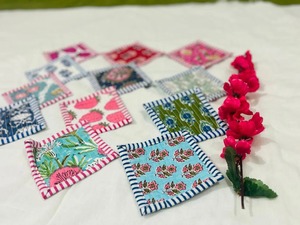 Ensemble de dessous-de-verre réversibles en coton matelassé faits à la main, motif floral imprimé, tapis de tasse coloré style bohème, décoration de table pour thé et café - Product Image 2