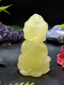 Sculpture de Bouddha bébé en pierre précieuse citrine – Un symbole radieux de paix, de positivité et de prospérité |   Décoration intérieure |   Poids 129 g - Product Image 4