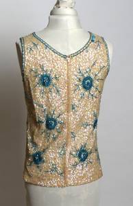COTTON COUTURE Blusa sin mangas de satén de poliéster con lentejuelas florales para mujer, cuello redondo, para fiesta, club, verano - Product Image 3