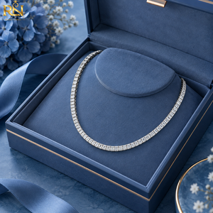 Collar de tenis de diamantes cultivados en laboratorio con corte escalonado |   Collar Estilo Esmeralda en Oro Sólido de 9K, 14K y 18K, Colección de Joyería Fina para Regalo - Product Image 5