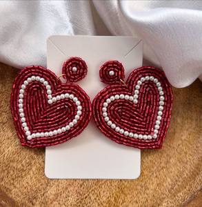 Pendientes artesanales de estilo vintage, hechos a mano, ligeros, con bordado de cuentas de vidrio y diseño floral, para fiestas, con detalles de costura. - Product Image 6